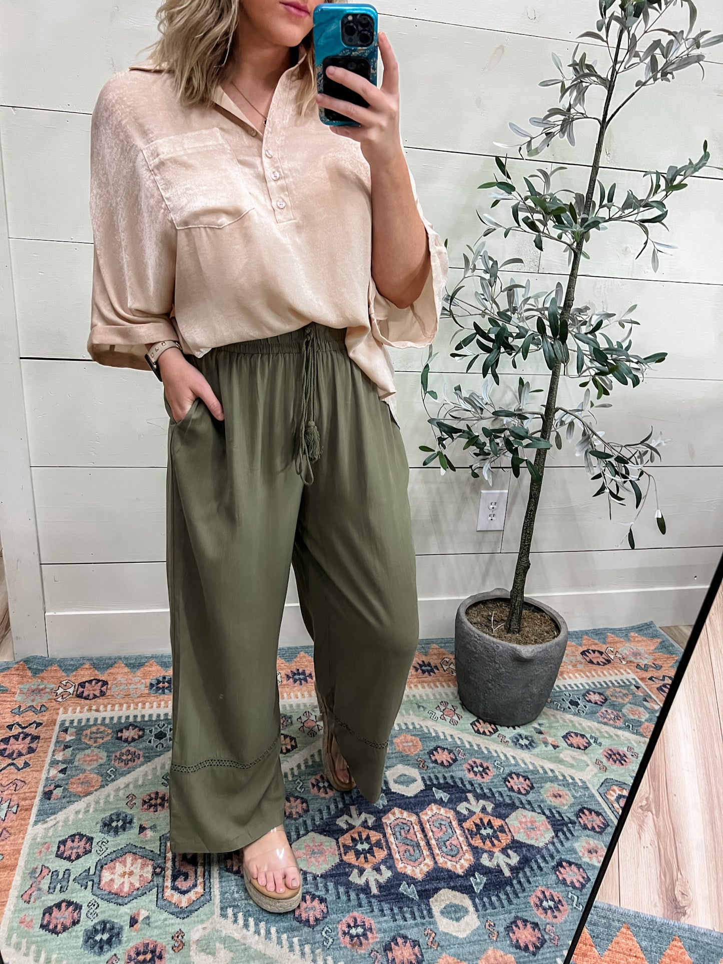 Fleecy Button Front Henley Top In Heathered Grey & Olive