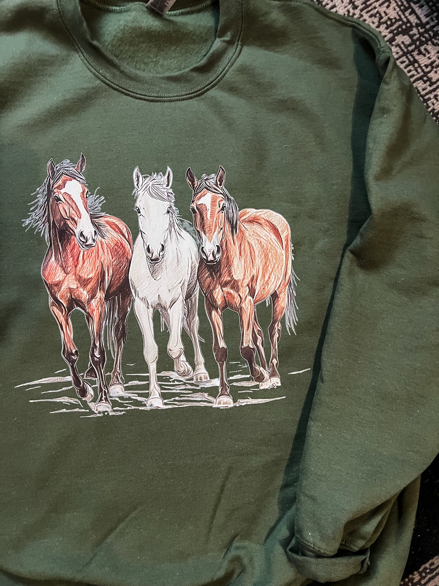 HORSE TRIO | short sleeve or pullover